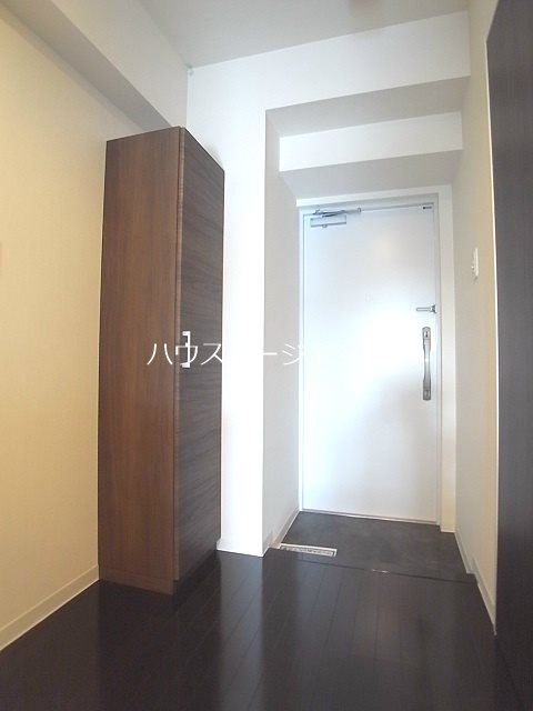 アイアン8KASAI 玄関