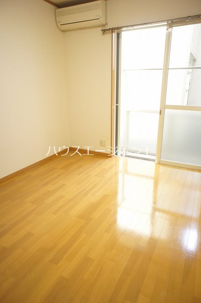 野崎ハイツⅠ ベッドルーム