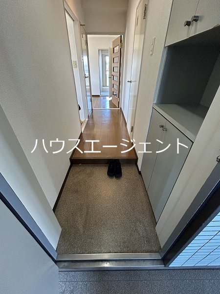 ルミエール 玄関