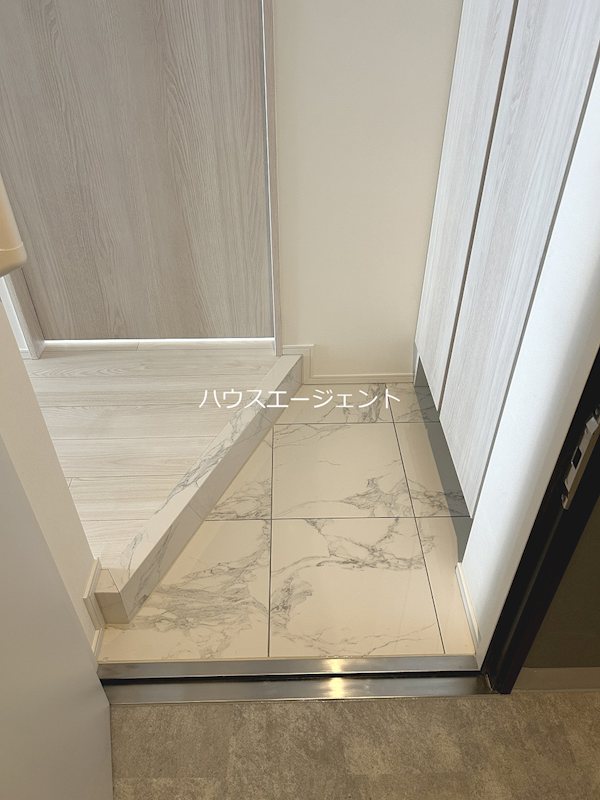 コンフォリア東葛西 玄関