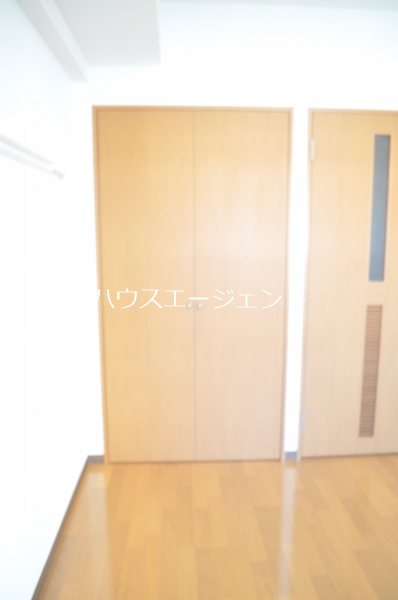 オスタペB ベッドルーム