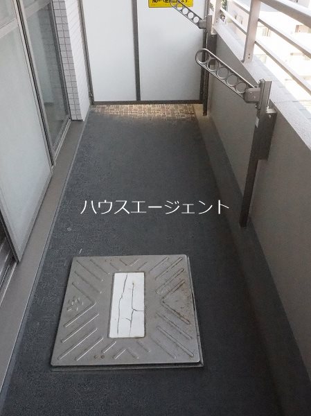 インカウンターマンション ベランダ