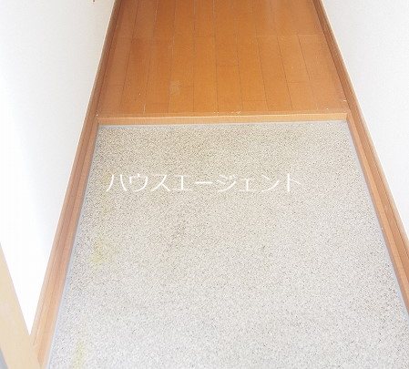 メインシティガーデン　リフレル 玄関