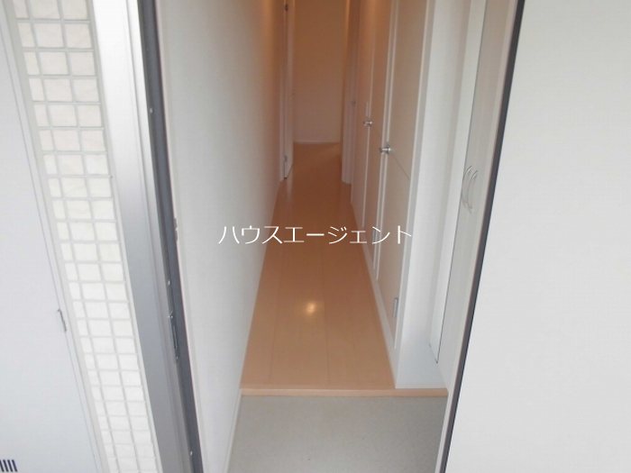 AROUSE 玄関