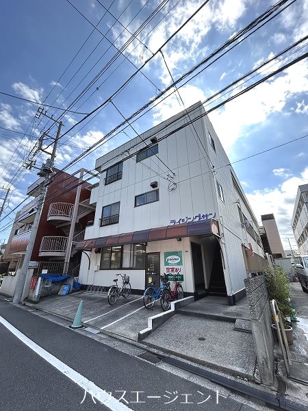 ライジングサン 203号室 外観