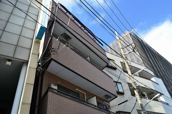 板倉ビル  302号室 外観
