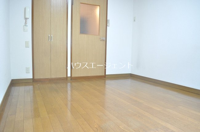 板倉ビル  ベッドルーム