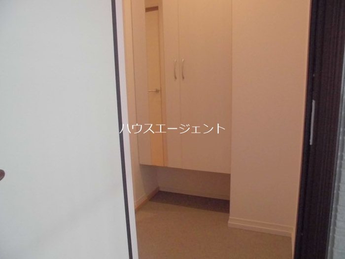 グラード 玄関