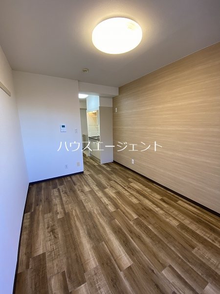 アルベール ベッドルーム
