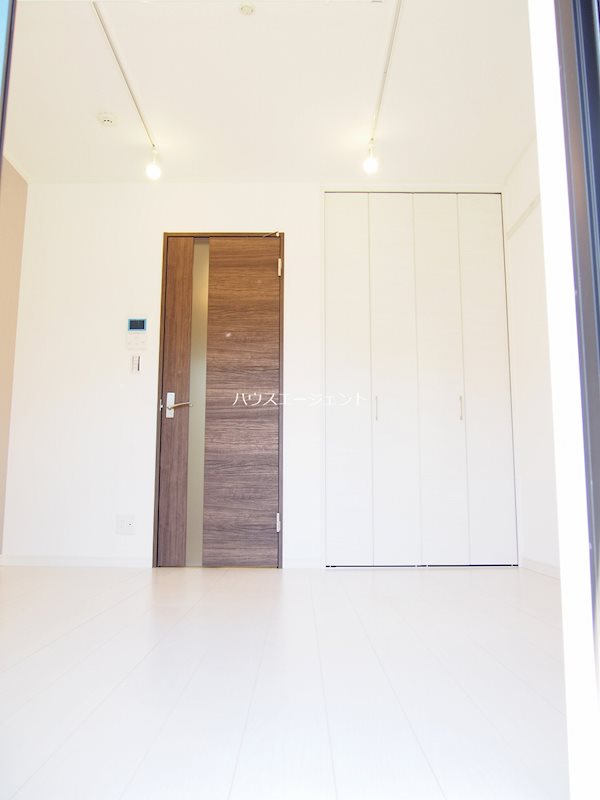 グリシーヌ新田 ベッドルーム