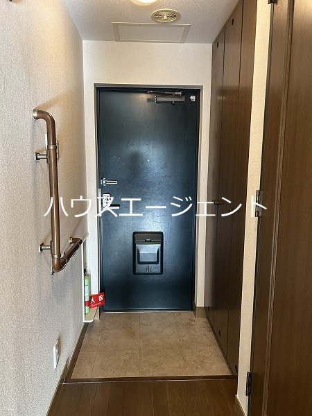 グレース玄海 玄関