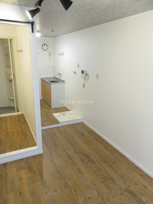 フローラ8 ベッドルーム