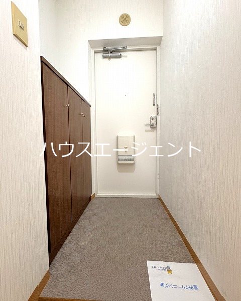 メゾンドサクマⅡ 玄関