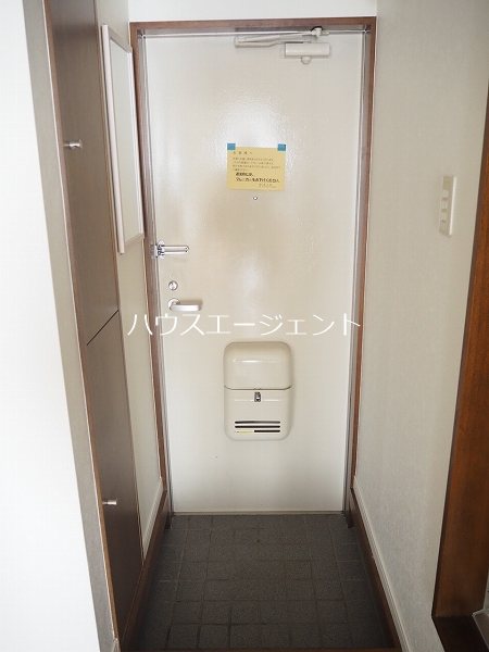 ピアフルールⅡ 玄関