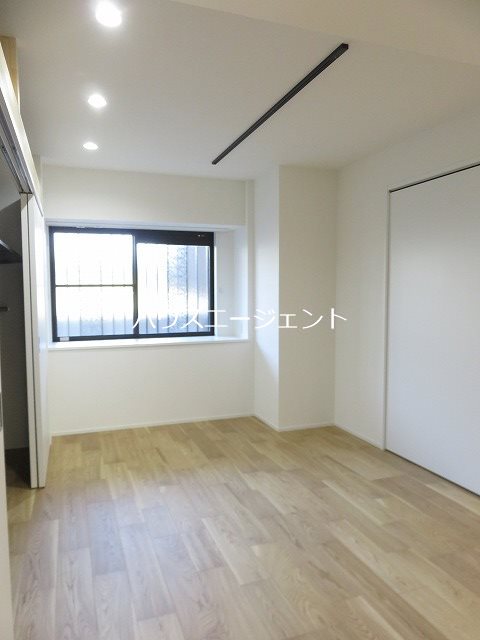 アムカス ベッドルーム