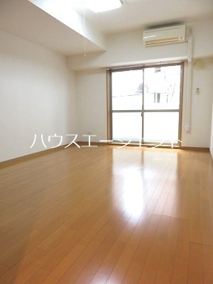 Ｔ&amp;rsquo;s Garden葛西 リビング