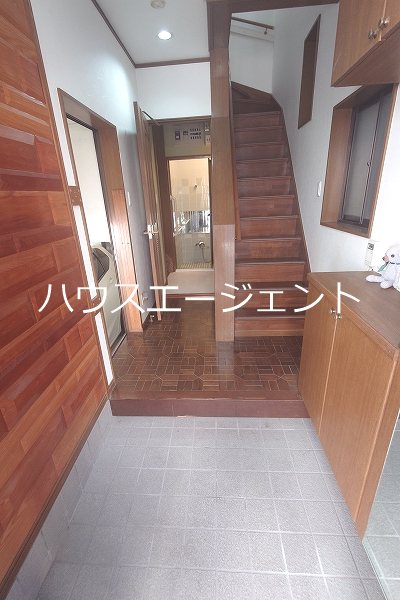 一之江1丁目戸建  玄関