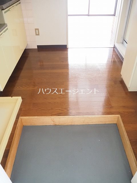 プラムハイライズⅡ 玄関