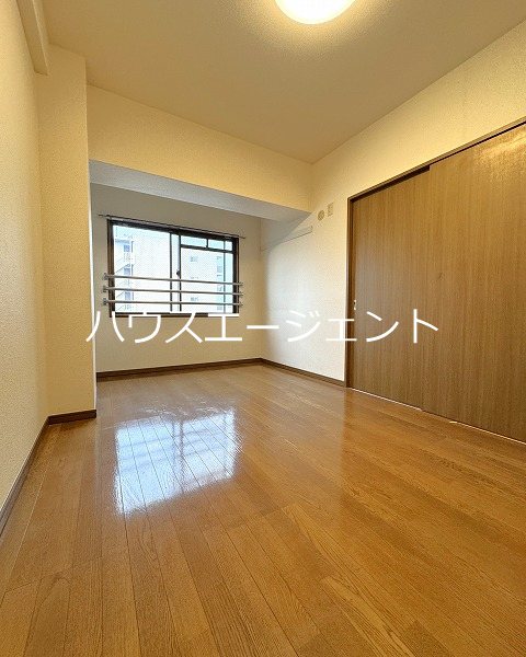 ルミエール葛西 ベッドルーム