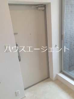 ベル・ジュネスN 玄関