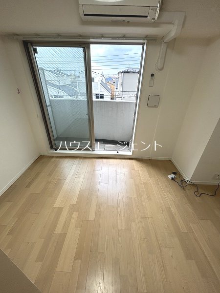 リブリ・First リビング