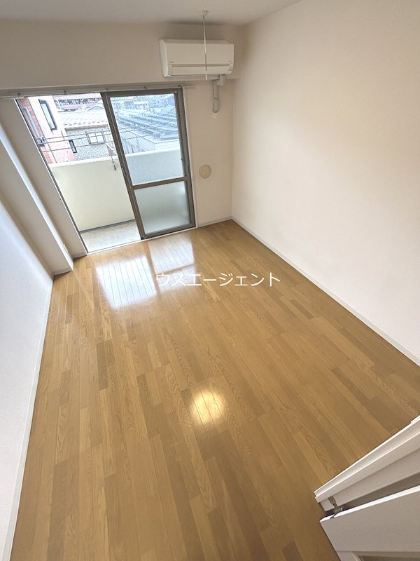 ＭＯＭＡ リビング