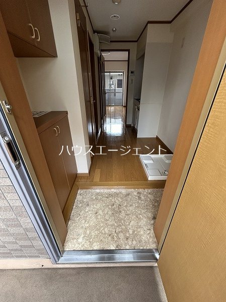 イーストパレス 玄関