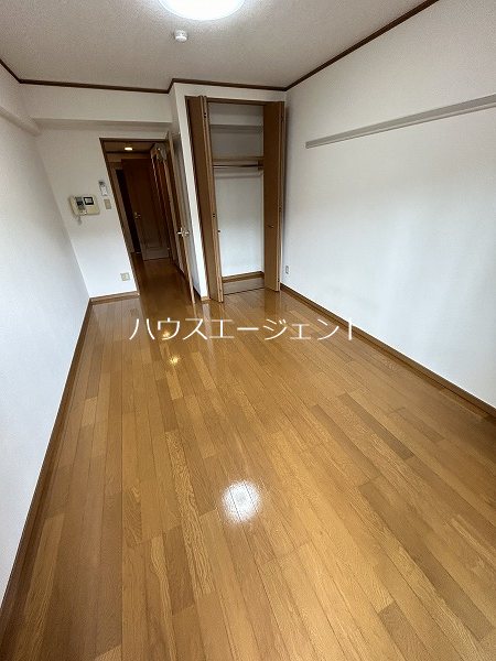 イーストパレス ベッドルーム