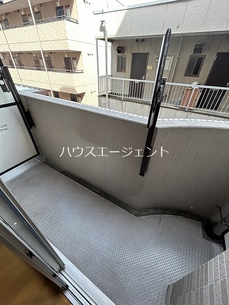 イーストパレス ベランダ