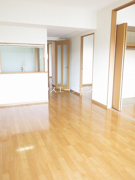 グロリア参番館 リビング