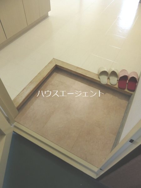 第2コーポマキ 玄関