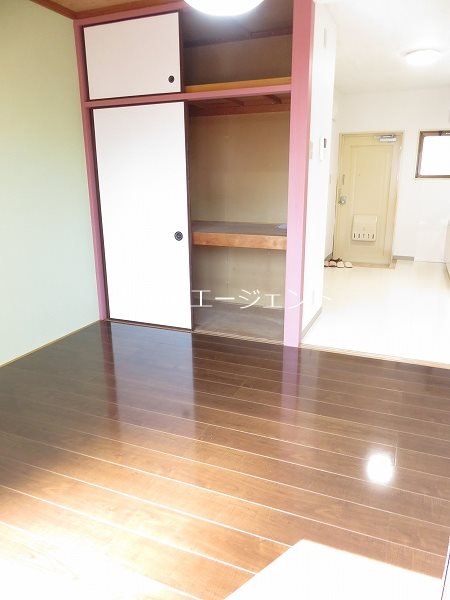 第2コーポマキ ベッドルーム