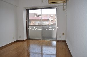 メゾン・ロワイヤル ベッドルーム