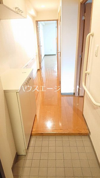 コスモリード葛西 玄関