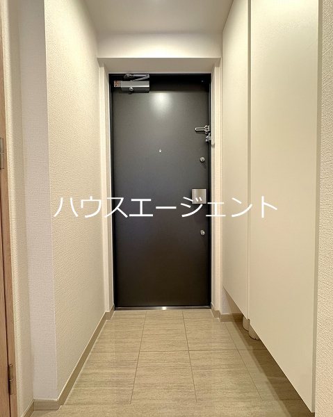 プレディアコート西葛西 玄関