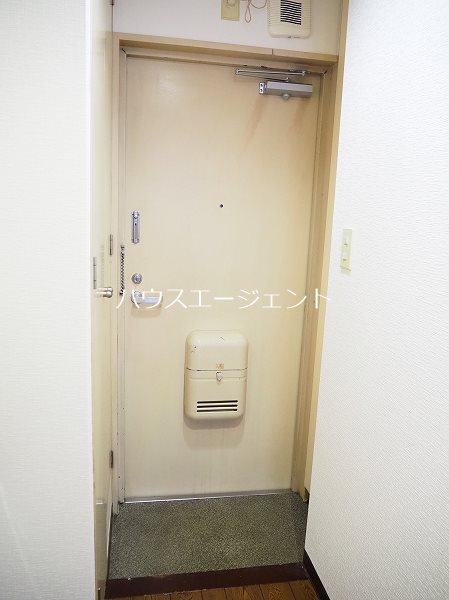 グランドマンション 玄関
