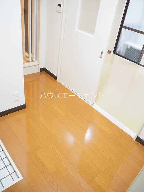 プリマス一之江 リビング