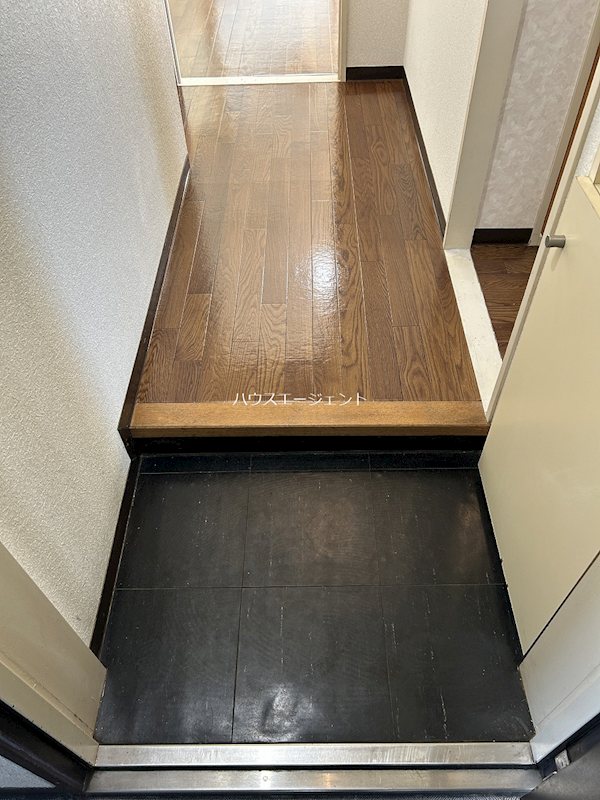 TOMIKURAⅠ 玄関