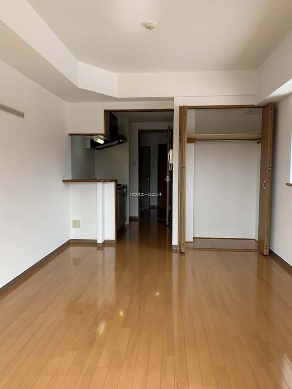 パルティール　　　　　 リビング