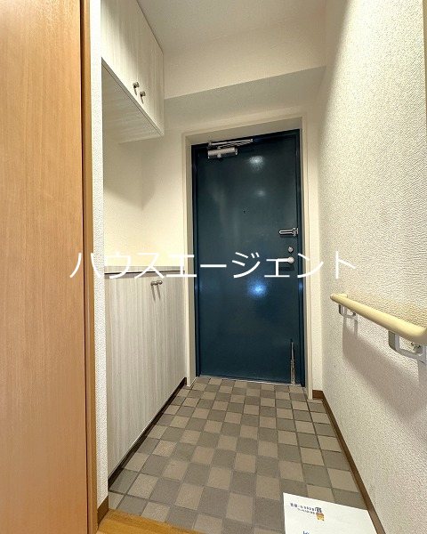 アイエヌ西葛西Ⅱ 玄関