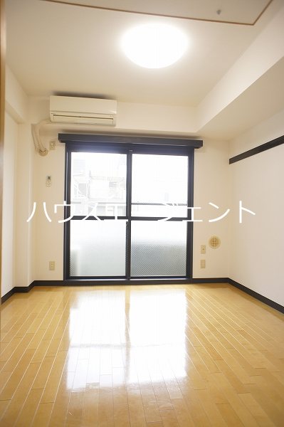 コーポレージ中葛西 リビング