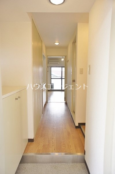 フラットバンブー 玄関