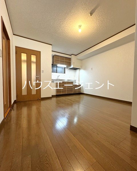 Break Area #1 リビング