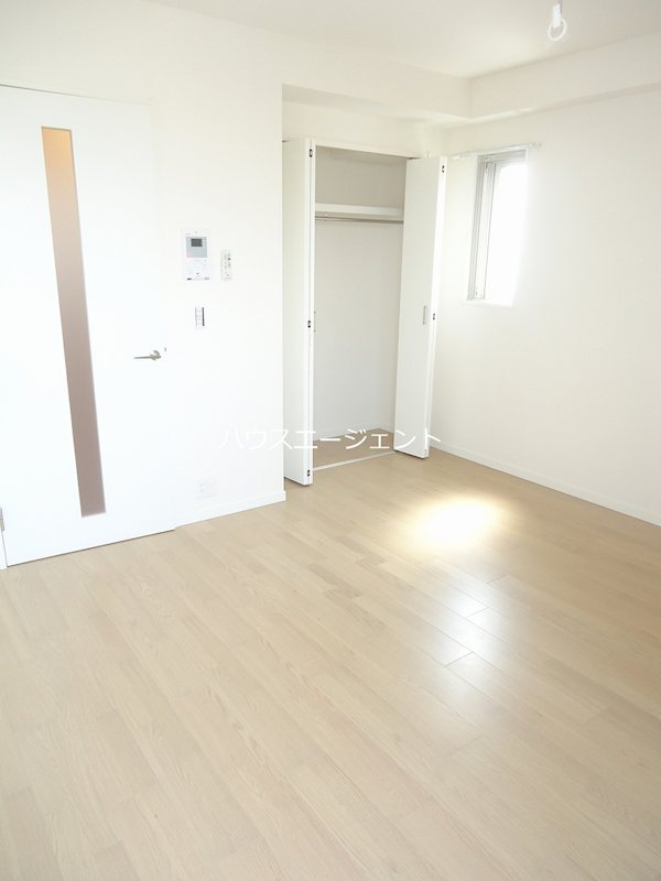 リブリ・First リビング