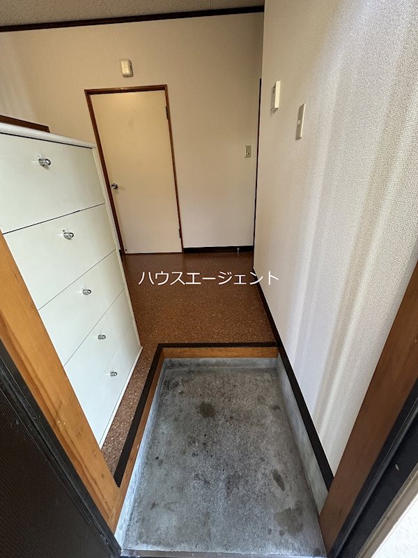 ハイツ森Ⅱ 玄関