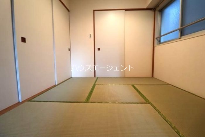 ハイフラットワン ベッドルーム