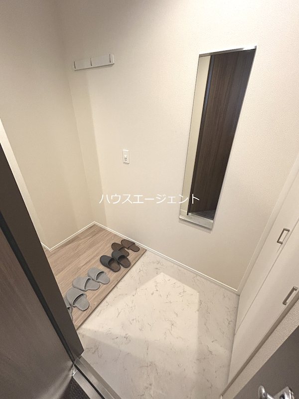 マリンハイツ北 玄関