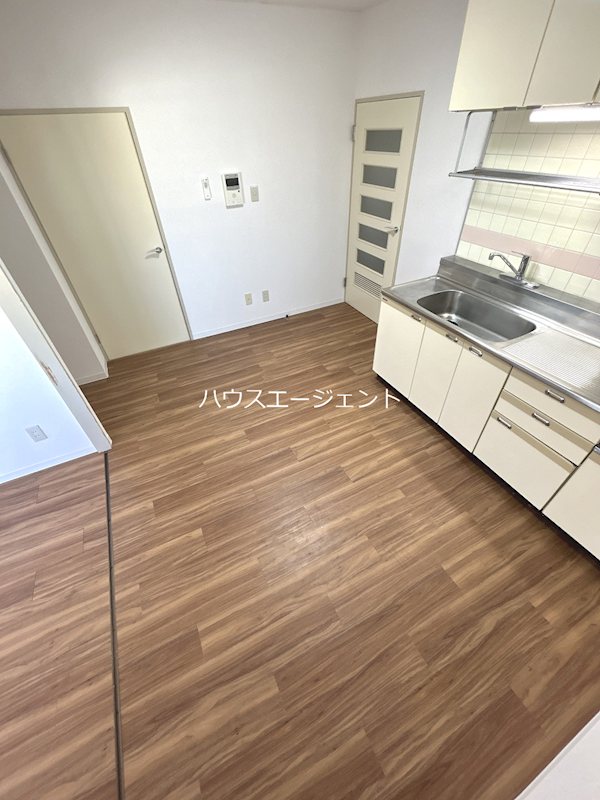 レピドール福田Ⅱ リビング