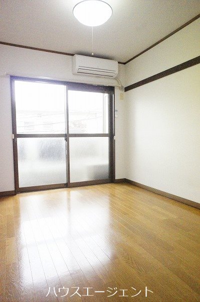 ハイコーポ小泉5.6 リビング