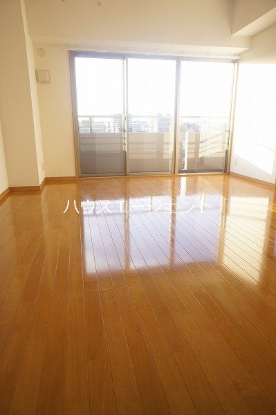 グロリア参番館 リビング